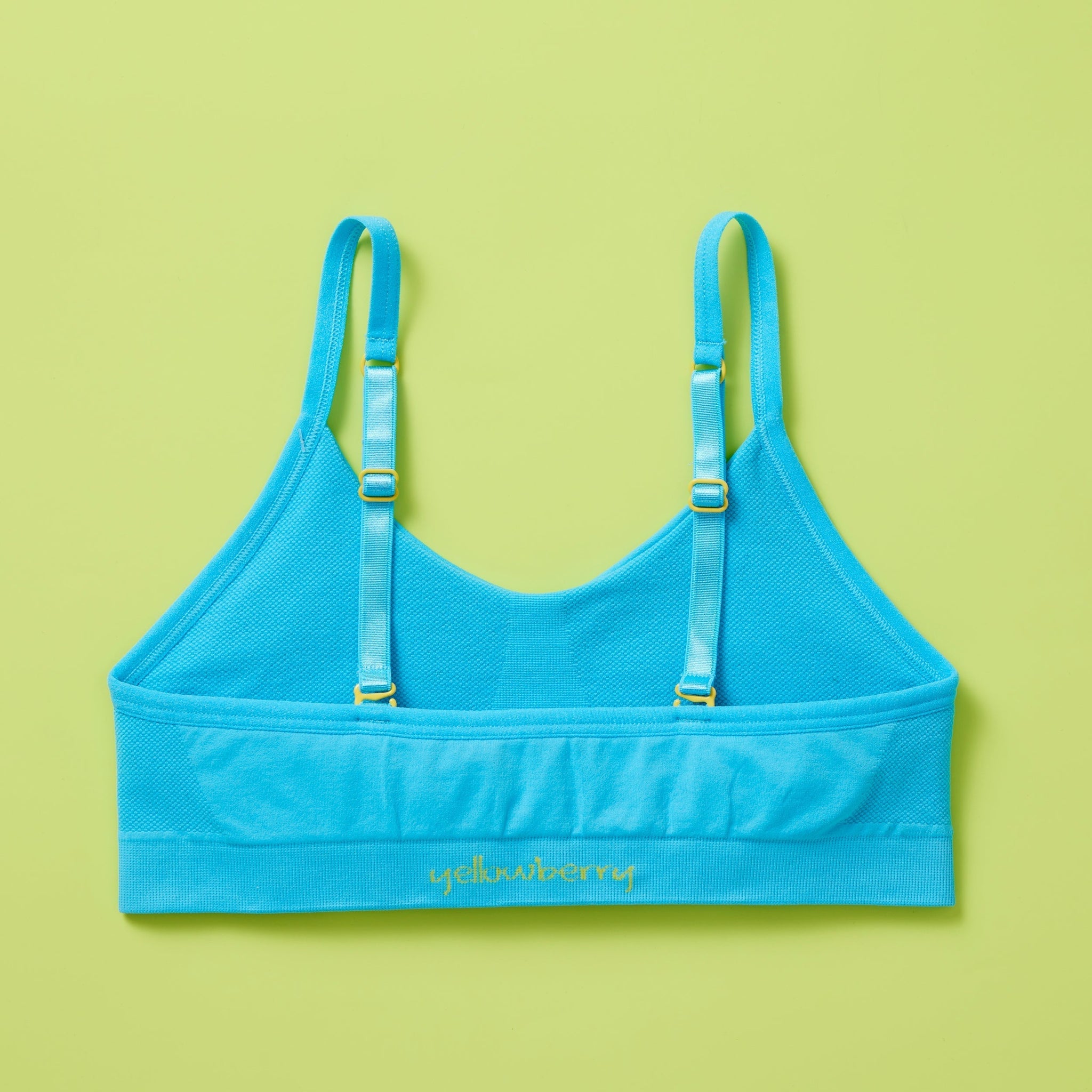  Umbro Women's Performance Underwire Sports Bra - Blue Atoll -  34B : Clothing, Shoes & Jewelry