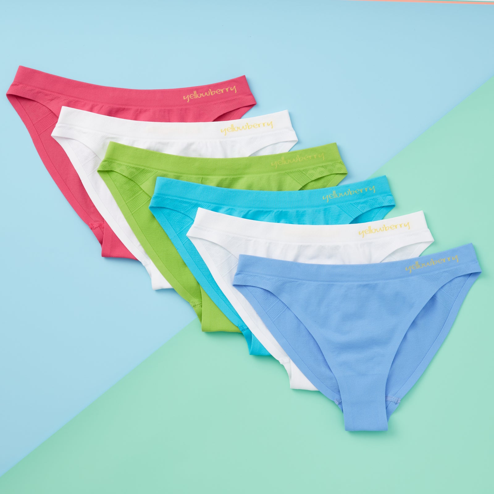 Soft girls briefs. Seamless, no itchy labels. From organic Cotton