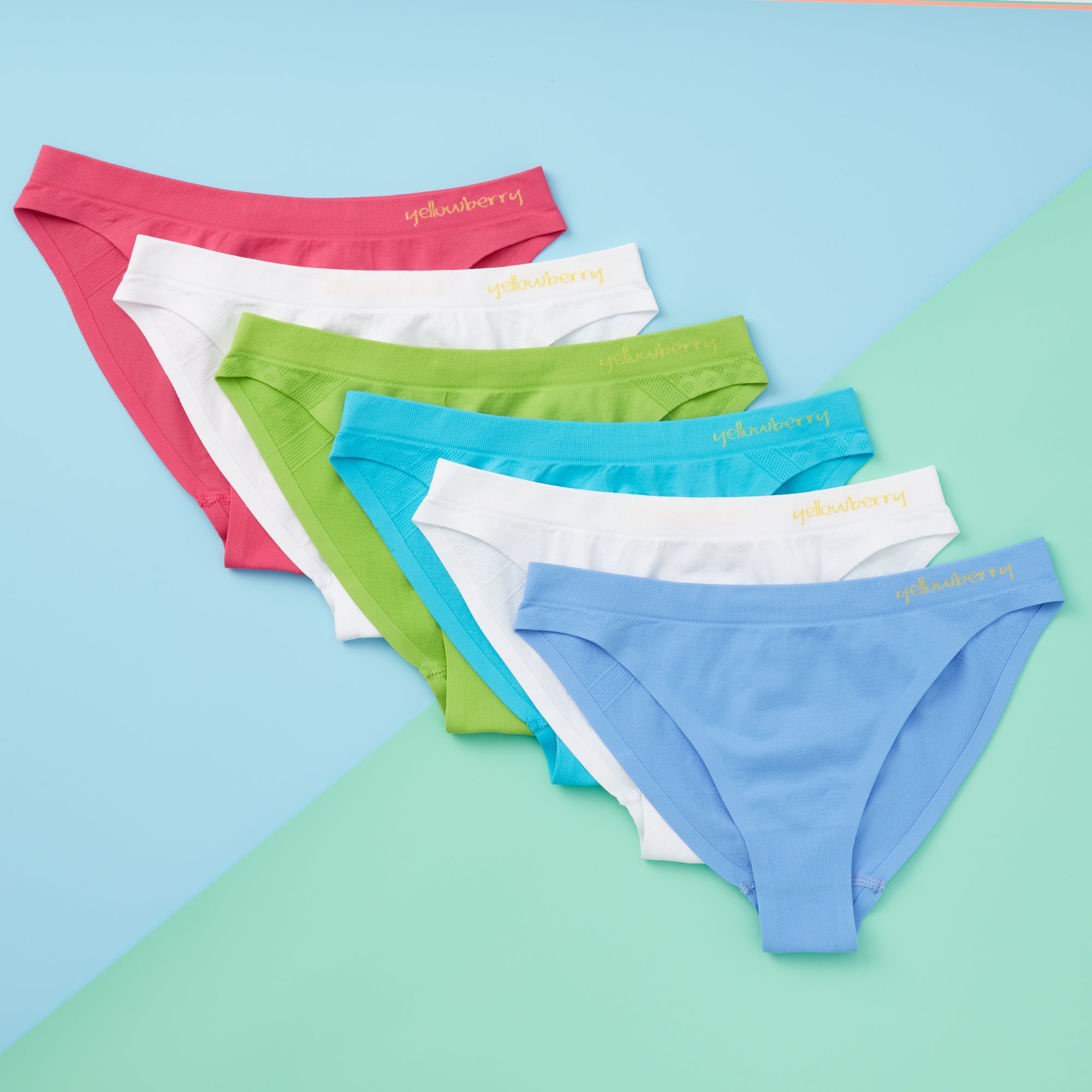 Seamless 3 panty pack in mixed colors
